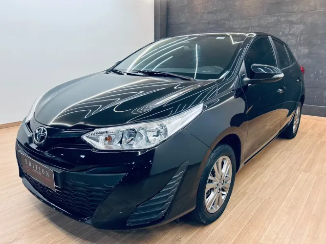 Toyota Yaris Live 1.3 Flex 16V 5P AUT 2022