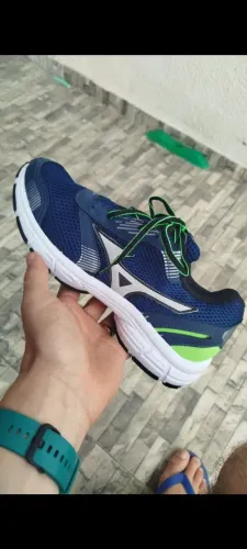Tênis mizuno