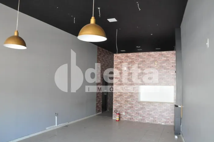 Loja disponível para locação no bairro Centro em Uberlândia-MG.