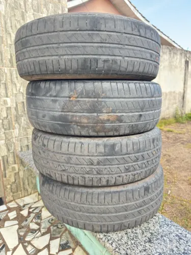 Pneus aro 15 185/65