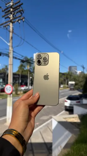 16 PRO MAX SEMINOVO  256 GB NATURAL 
