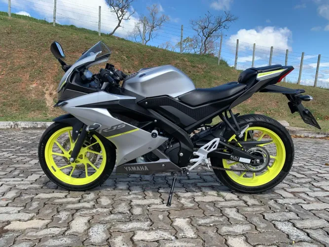 Yamaha R15 2024