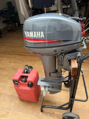 Vendo motor de poupa Yamaha 15HP