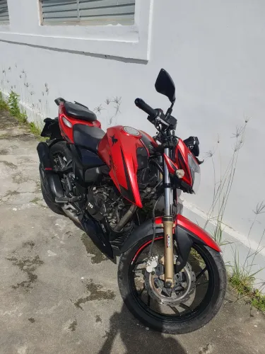 Apache 200 troco em xre 300