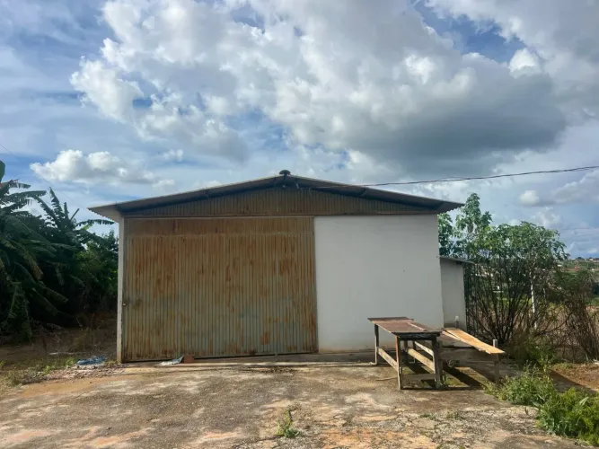 Alugo galpão na Cana do Reino em frente Vicente Pires