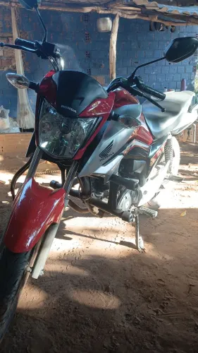 Titan 160 ano 2023.