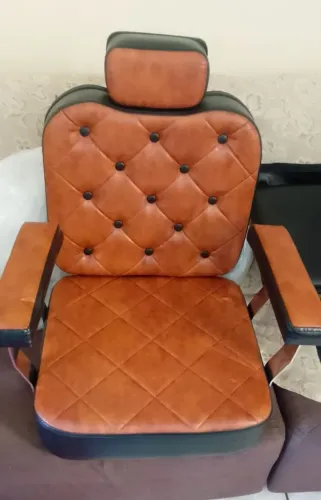 Vende-se cadeira de barbeiro reclinável nova
