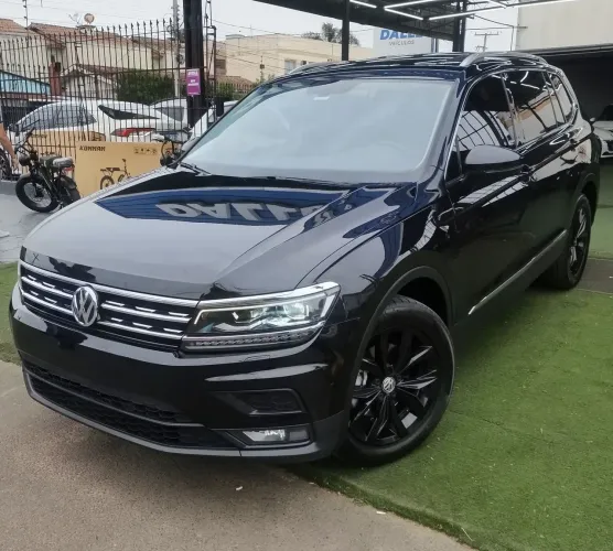 Volkswagen Tiguan Allspac Comf 250 TSI 1.4 Flex 2018