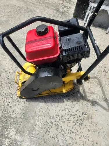 Placa vibratória - compactador CSM