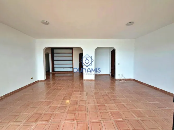 EXCELENTE APARTAMENTO À VENDA NA PRAIA DAS ASTÚRIAS - FRENTE TOTAL PARA O MAR