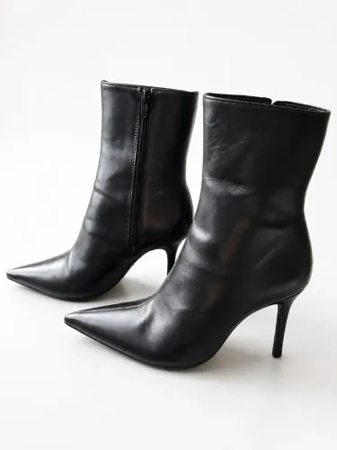 Bota Arezzo Couro Legitimo Preta - Super Nova 