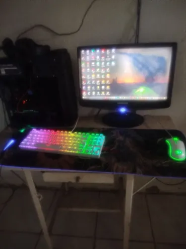 Vende-se PC game, faço entrega dependendo do lugar e aceito cartão 