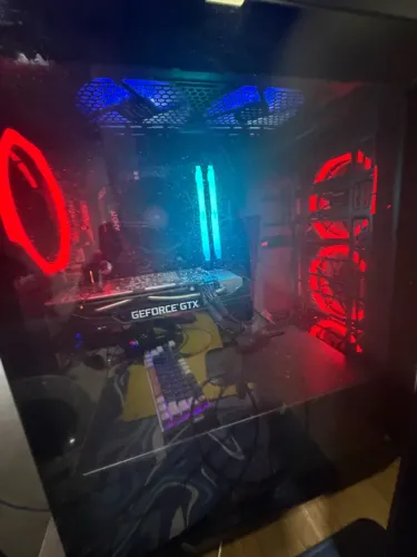 PC GAMER TOP