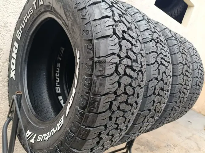 Pneu 265/70r18 Bf/Letras Brancas (Novos)