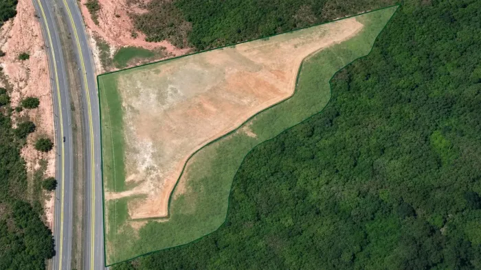 Terrenos / Lotes / Áreas em Campo Largo da Roseira - São José dos Pinhais