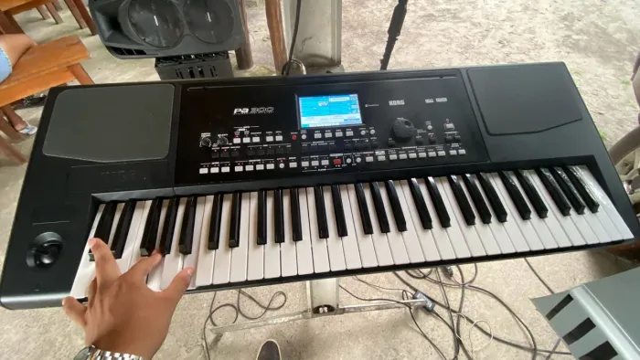 Teclado PA 300