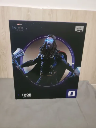 Thor- Iron Studios (Guerra infinita)