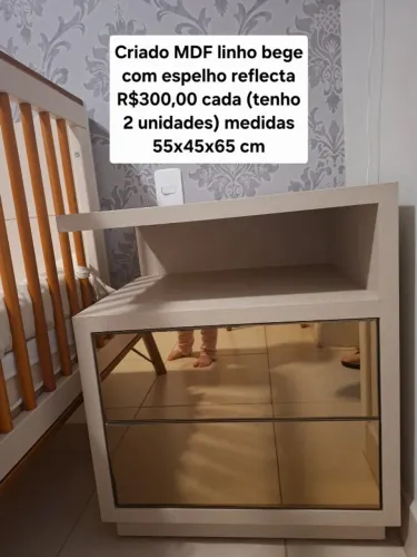 Mesa de cabeceira - móvel lateral