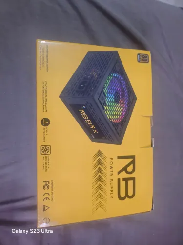 Fonte RB power supply 850w com defeito