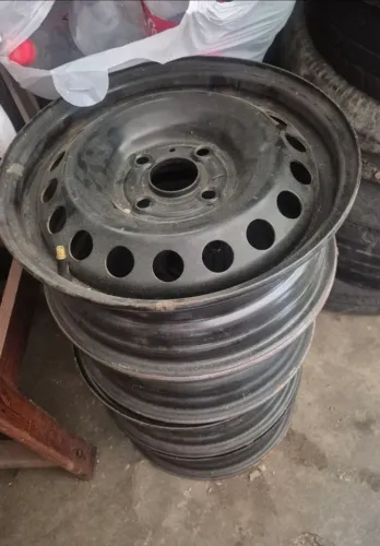 Rodas R14 Semi novas
