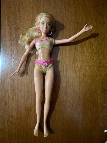 Barbie praia