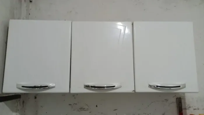 Armario cozinha tres portas