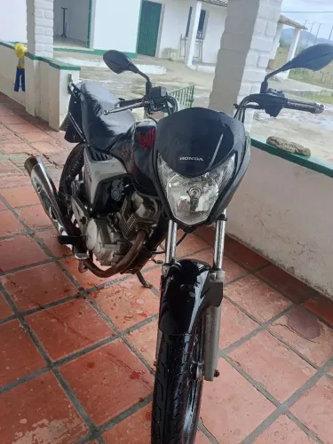 Vende-se : Titan 150 /Ano2012