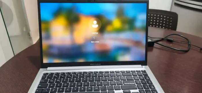 Notebook Asus Vivobook Ryzen 7 5825U 16GB DDR4 512GB NVMe 15,6" LED FHD AMD Radeon