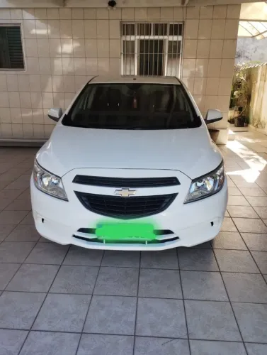 Chevrolet Onix JOY Hatch 1.0 8V Flex Mec. 4P 2018