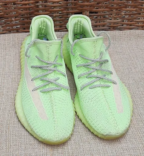 Tênis adidas yeezy boost 350v2 número 40
