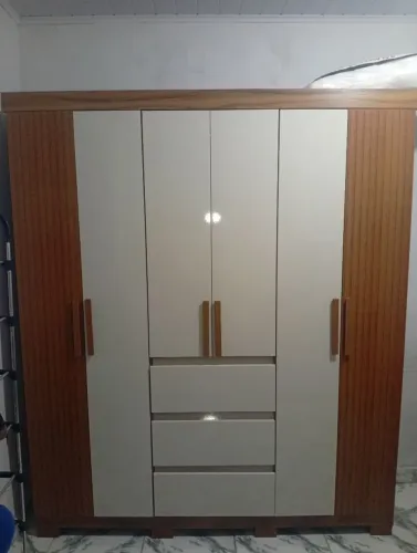 Guarda roupa