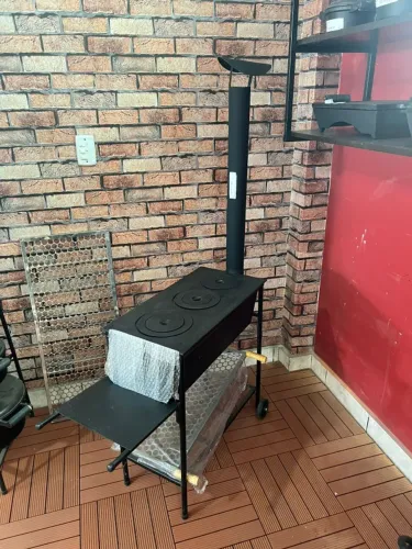 Fogão a lenha portátil e Churrasqueira 2 em 1