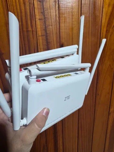 ONT ZTE F6600P Wifi 6 AX3000 (7 peças) C/fonte