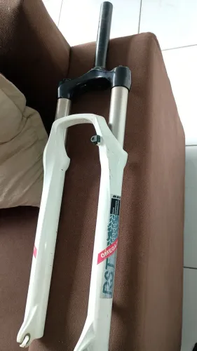 Suspensão RST ARO 29 