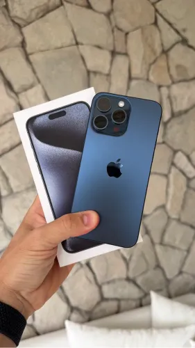 Iphone 15 PRO MAX de 256GB AZUL