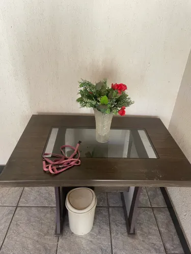 VENDO MESA USADA