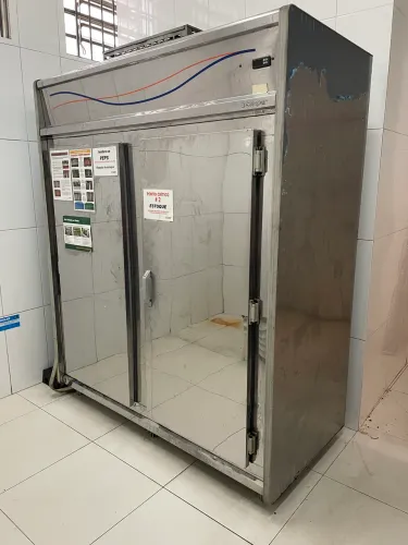 Câmara fria Gelopar 2100 litros