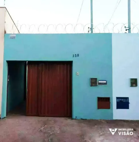 CASA PARA ALUGAR COM 02 QUARTOS, 01 VAGA NO BAIRRO GAMELEIRAS