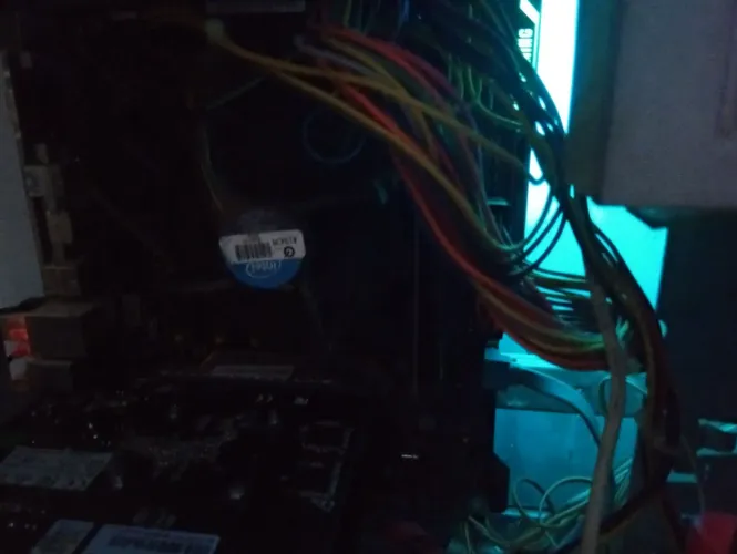 Pc gamer i7 12 ram geforce 1030
