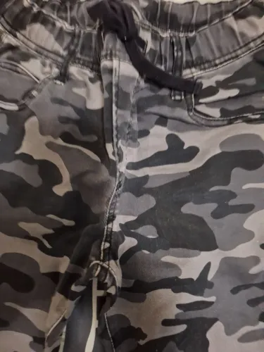 Calça jeans usada uma vez tam 36
