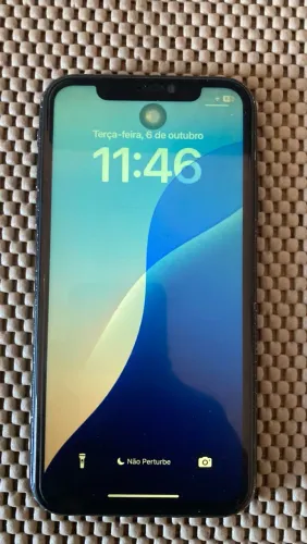 iPhone XR - R$ 700,00