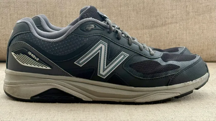 new balance 1540v3 13us 45-46br