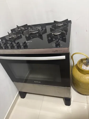 Vendo fogão de 5 bocas
