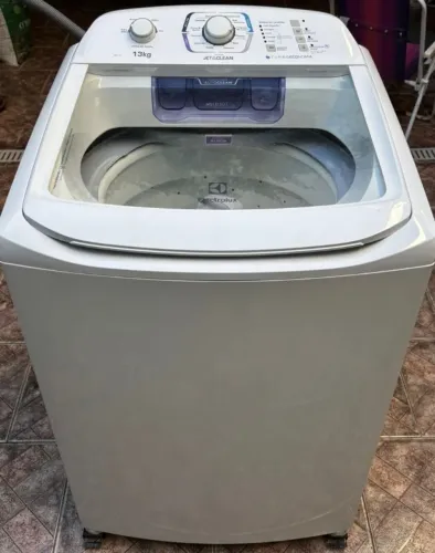 Maquina de lavar com defeito