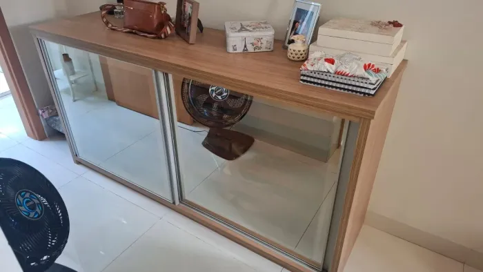 SAPATEIRA, MDF COM 10 GAVETAS E VIDRO REFLETOR. LINDA EM PERFEITO ESTADO