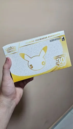 ETB 30 anos Pokémon
