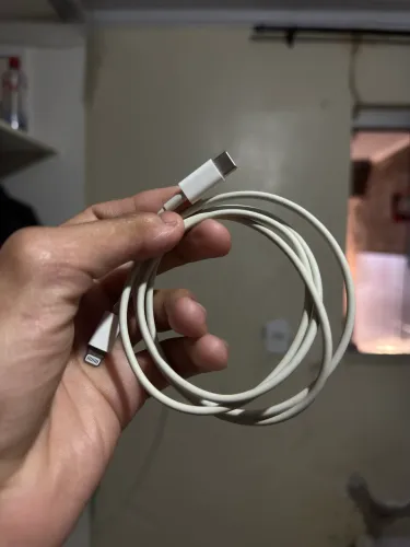 Carregador Apple Original Tipo USB-C pra Lithining