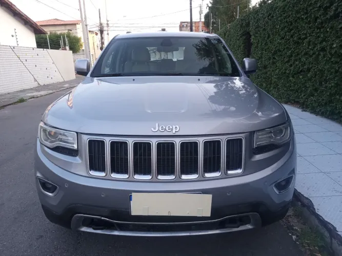Jeep Grand Cherokee Limited 3.0 TB Dies. AUT 2014