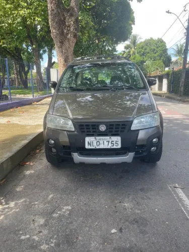Fiat Idea Adv./ Adv.lock.dualogic 1.8 Flex 5P 2010