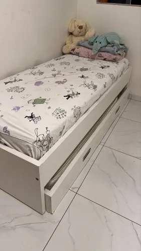 Bi- cama com colchão